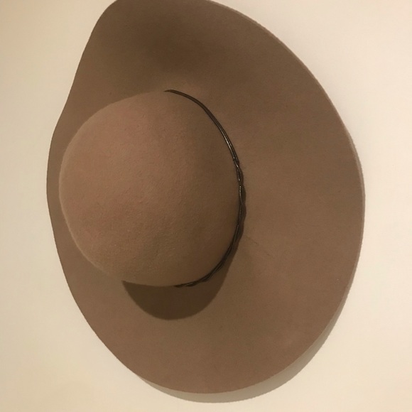 Wide Brim Wool Hat - Picture 2 of 4